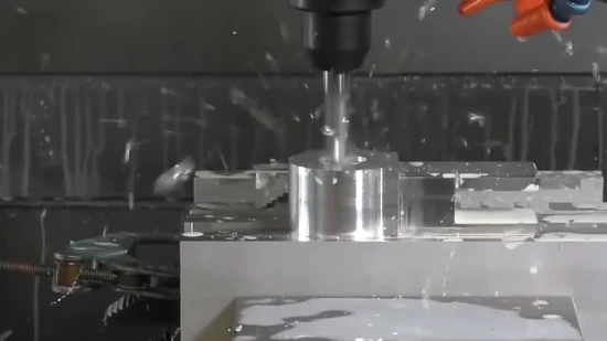 Usinage de machines CNC avec précision, fraisage, tournage, composants CNC en titane usiné
